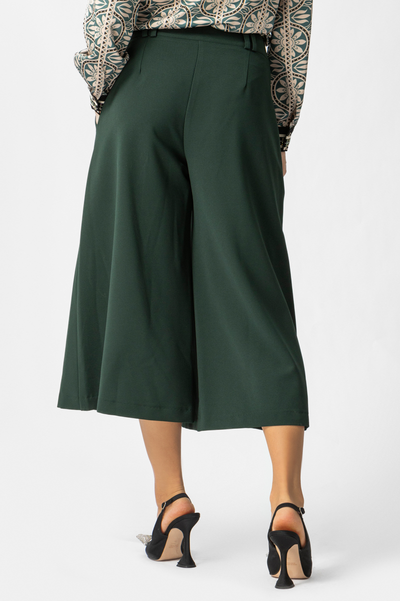 Γυναικείο Culotte Παντελόνι σε Σμαραγδί Πράσινο – Elegant Cropped Fit - Image 4