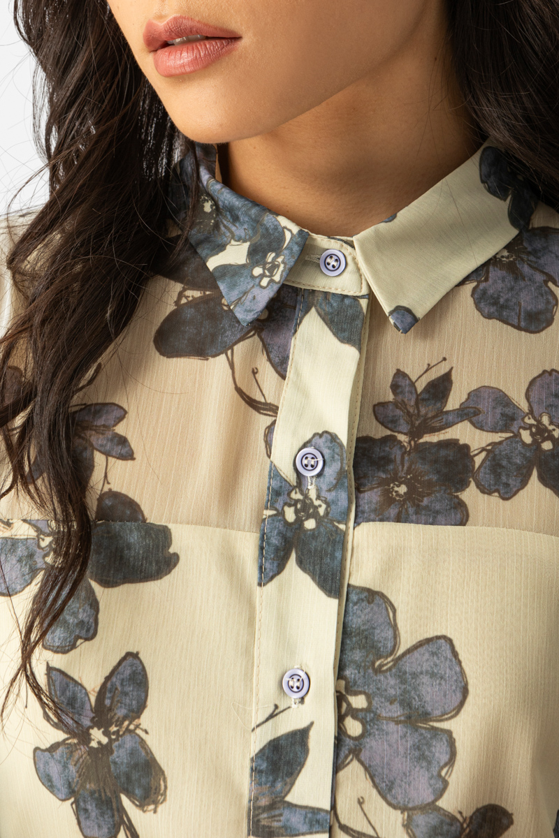 Elegant Floral Πουκάμισο με Γιακά & Διακριτική Διαφάνεια - Image 3