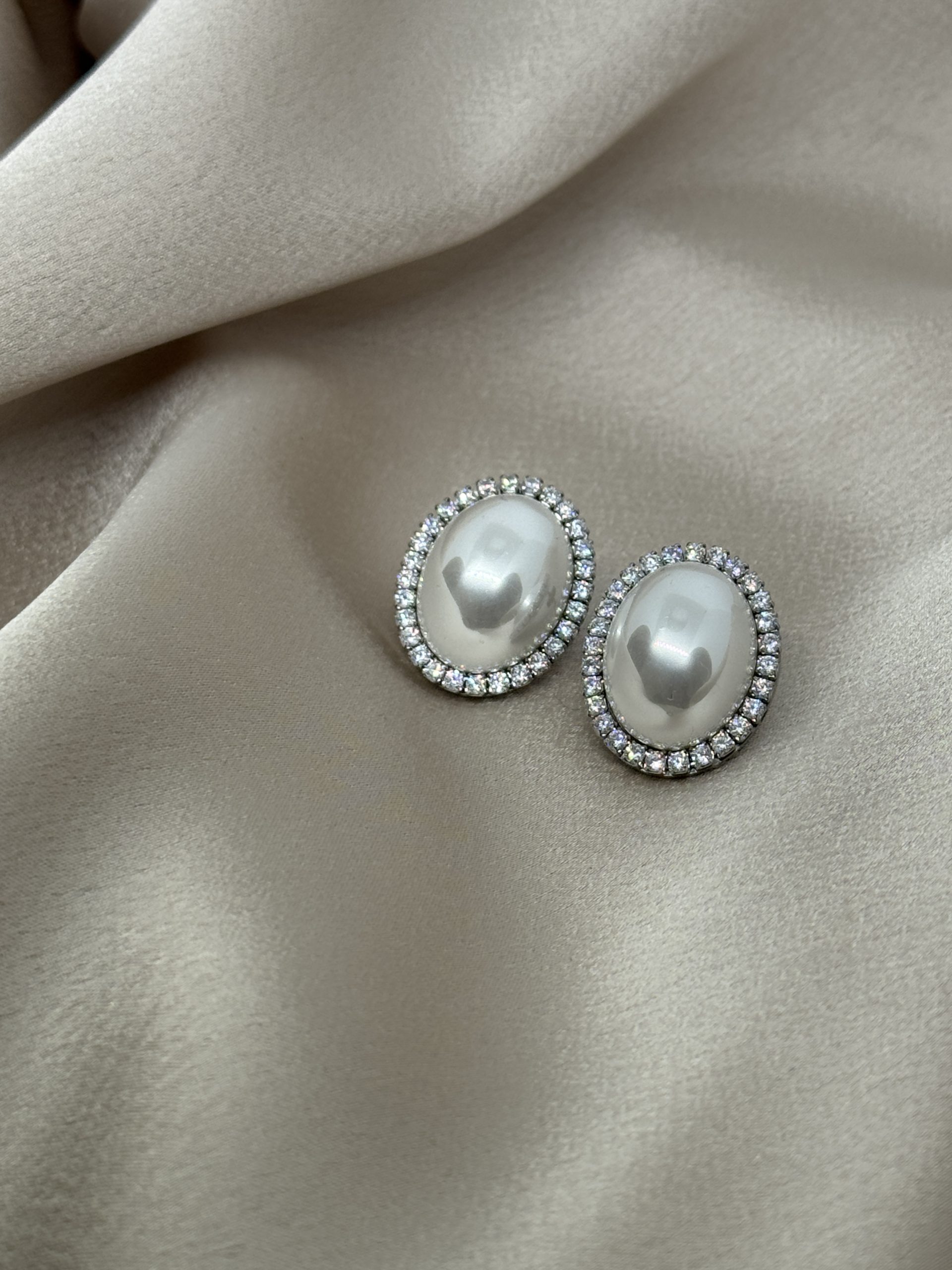 Classic Pearl Glam Ατσάλινα Σκουλαρίκια