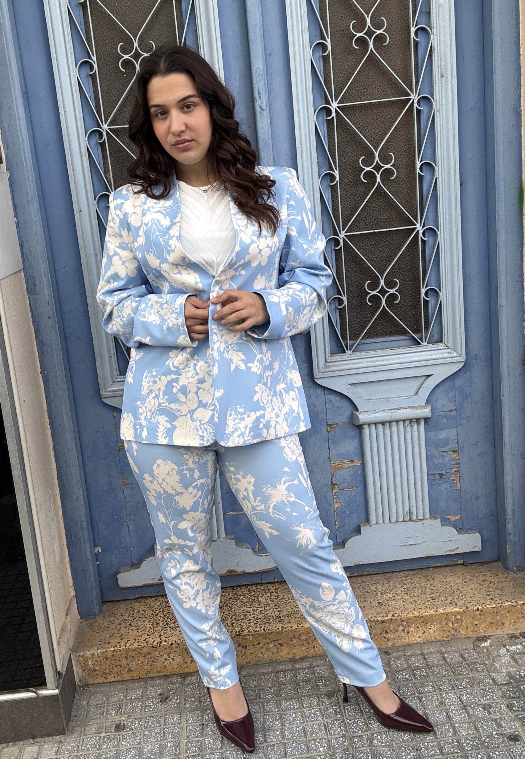 Γαλάζιο Σετ Σακάκι & Παντελόνι με Λευκό Floral Print - Image 3