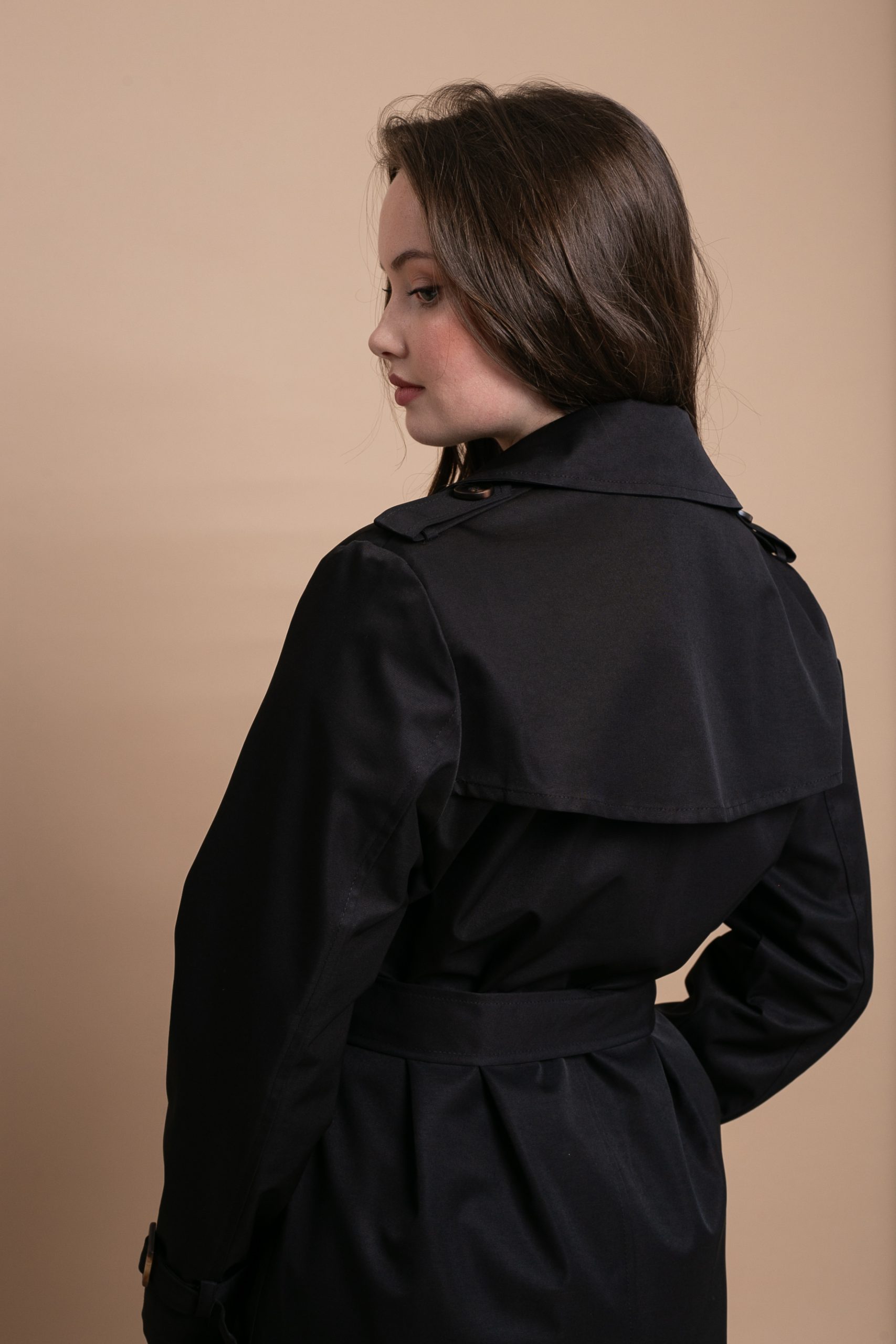 Μαύρη καμπαρντίνα με ζώνη – Κλασικό trench coat - Image 3